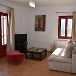 Lefkes Horizon * Λεύκες